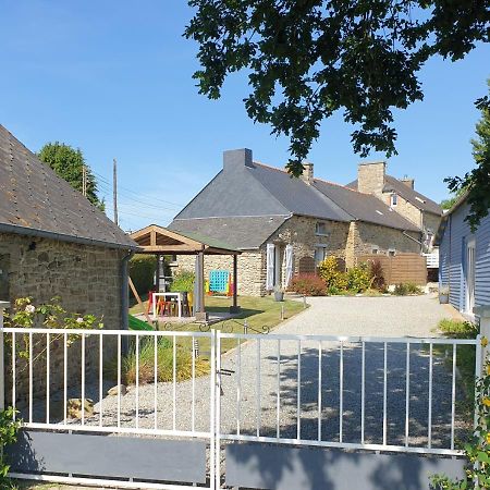 Charming Traditional 2-Bed Cottage Near Plemet Exterior foto