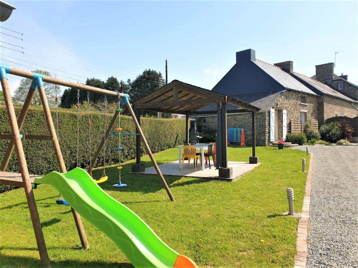 Charming Traditional 2-Bed Cottage Near Plemet Exterior foto