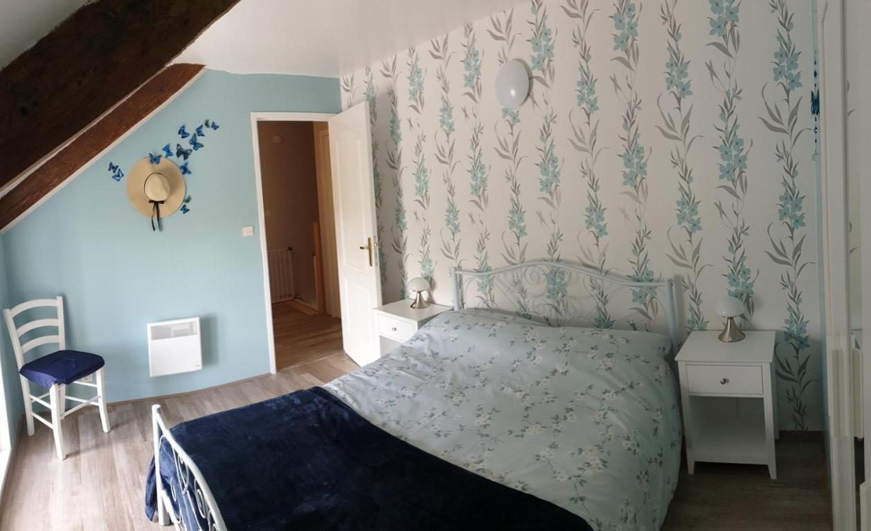 Charming Traditional 2-Bed Cottage Near Plemet Exterior foto