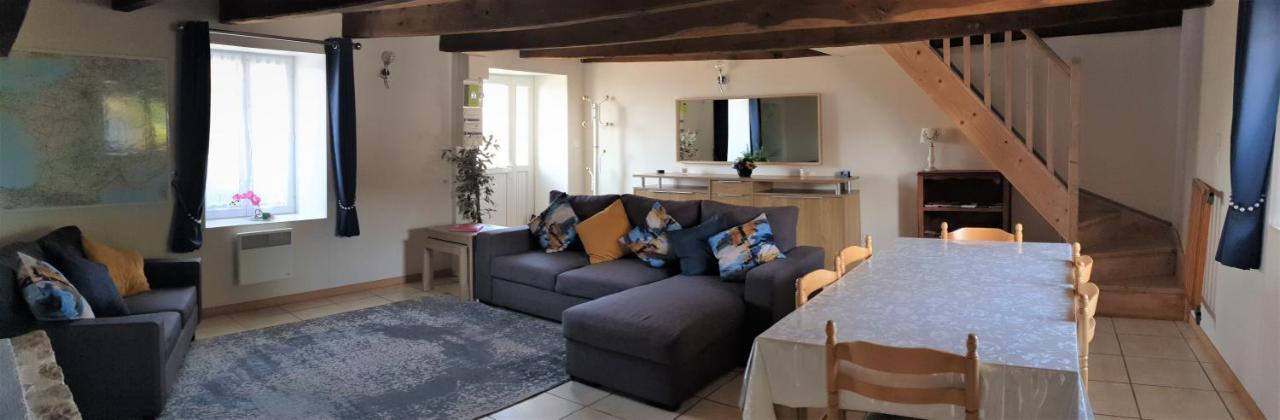 Charming Traditional 2-Bed Cottage Near Plemet Exterior foto